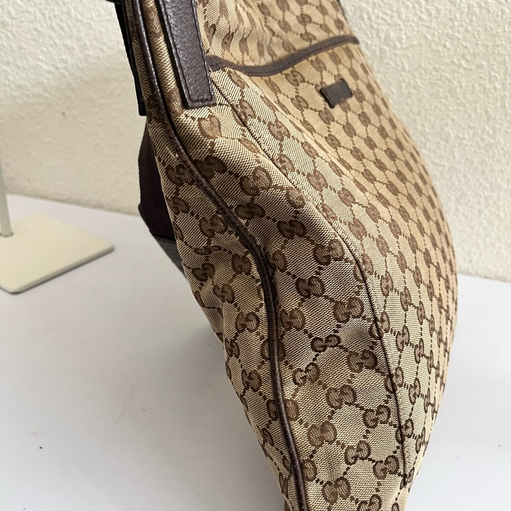 Gucci Beige and Brown Monogram Messenger Bag - Picture 15 of 16